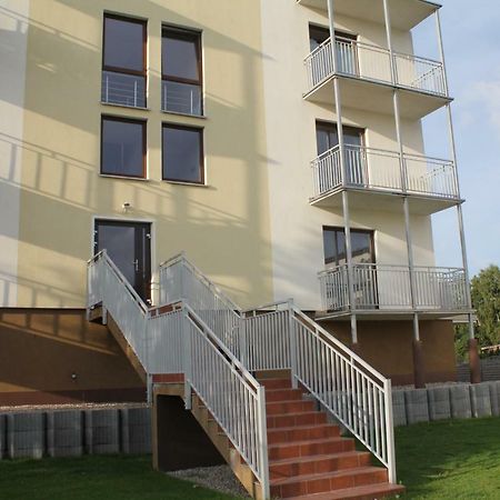 Apartament Kapitanski Bursztynowe Komnaty Darlowko Bagian luar foto