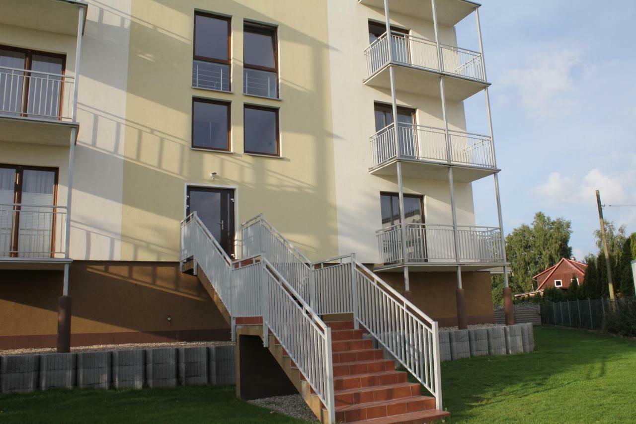 Apartament Kapitanski Bursztynowe Komnaty Darlowko Bagian luar foto